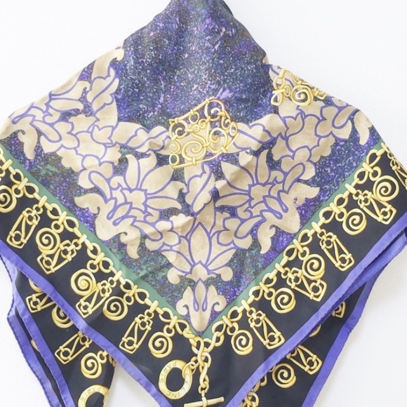 Celine EUC silk large scarf blue green gold chain motif - Picture 8 of 9